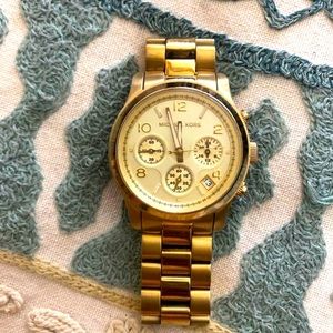Michale Kors Women’s Good Watch